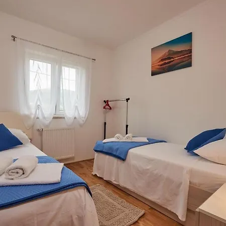 Apartment Apartman Sunara *